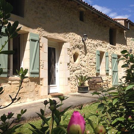Gite La Maison De La Pimpine Lignan De Bordeaux Bagian luar foto