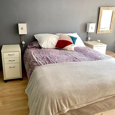 Gite La Maison De La Pimpine Lignan De Bordeaux Bagian luar foto